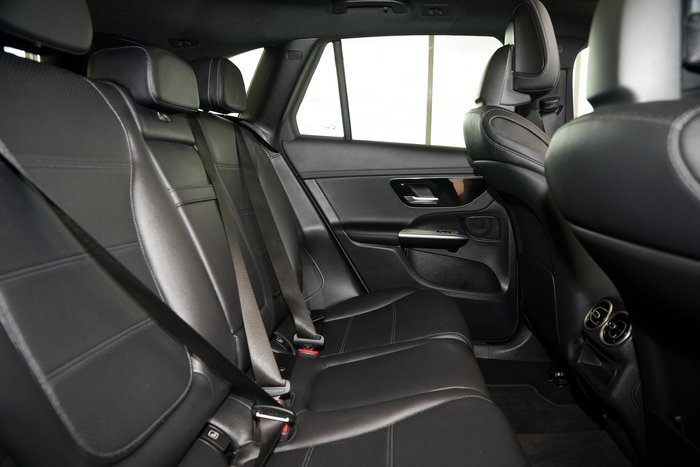 2024 Mercedes-Benz GLC-Class GLC300 Avantgarde