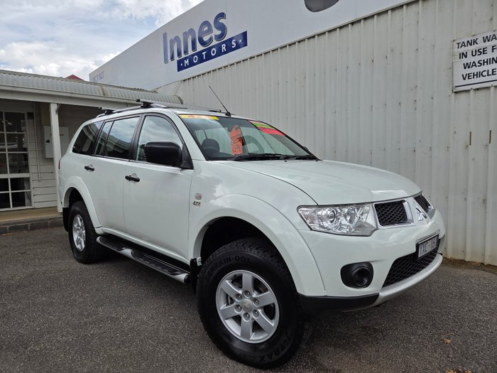2011 Mitsubishi Challenger