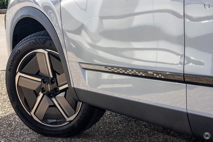 2025 Jaecoo J7 SHS Summit