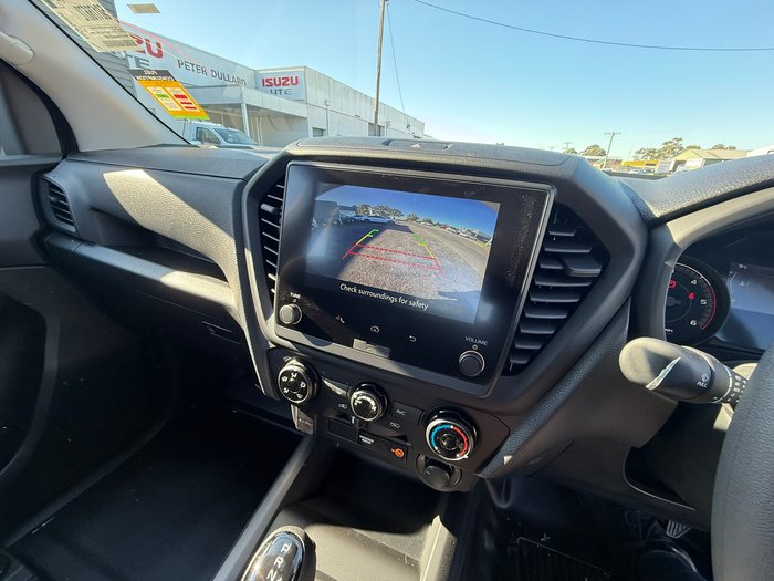2025 Isuzu D-MAX SX