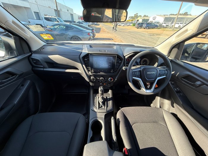 2025 Isuzu D-MAX SX