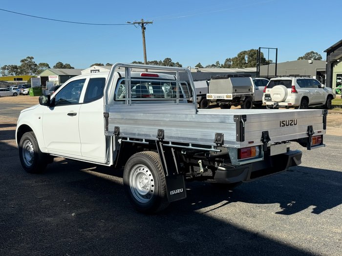 2025 Isuzu D-MAX SX