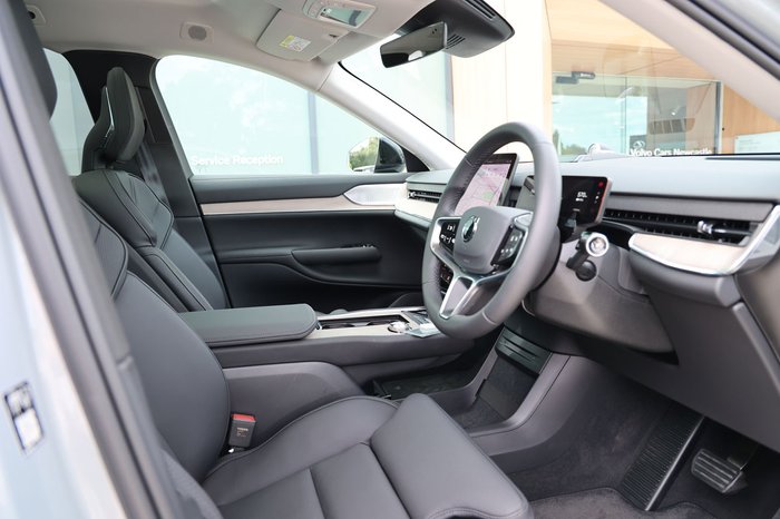2024 Volvo EX90 Plus Twin Motor