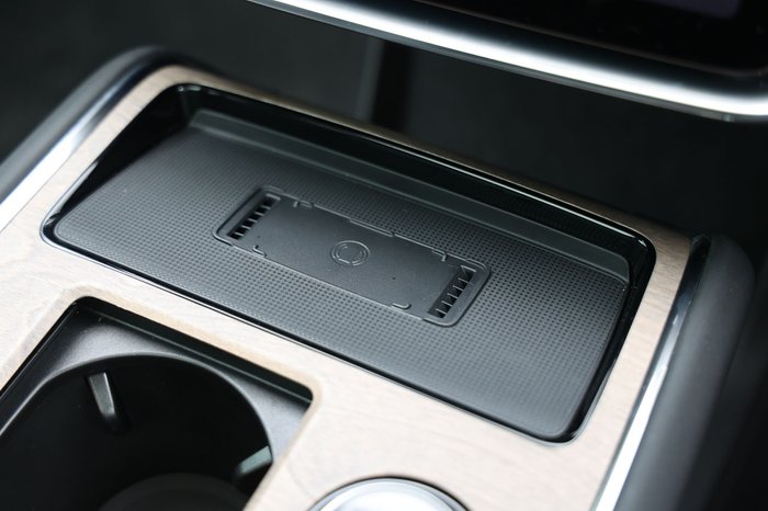 2024 Volvo EX90 Plus Twin Motor