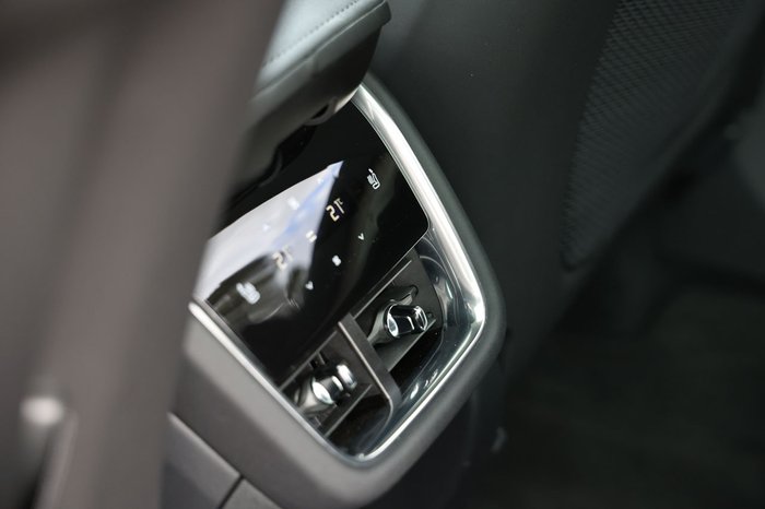 2024 Volvo EX90 Plus Twin Motor