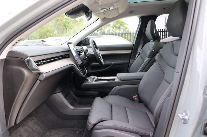 2024 Volvo EX90 Plus Twin Motor
