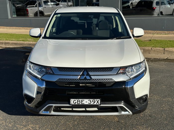 2020 MITSUBISHI OUTLANDER ES