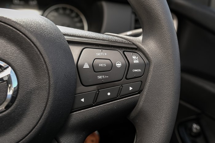 2025 Mazda BT-50 XS