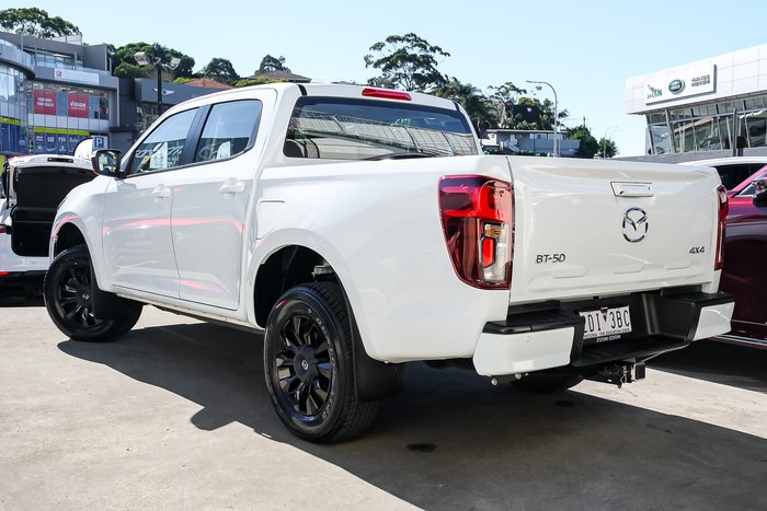 2025 Mazda BT-50 XS