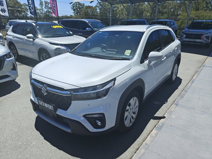 2024 SUZUKI S-CROSS