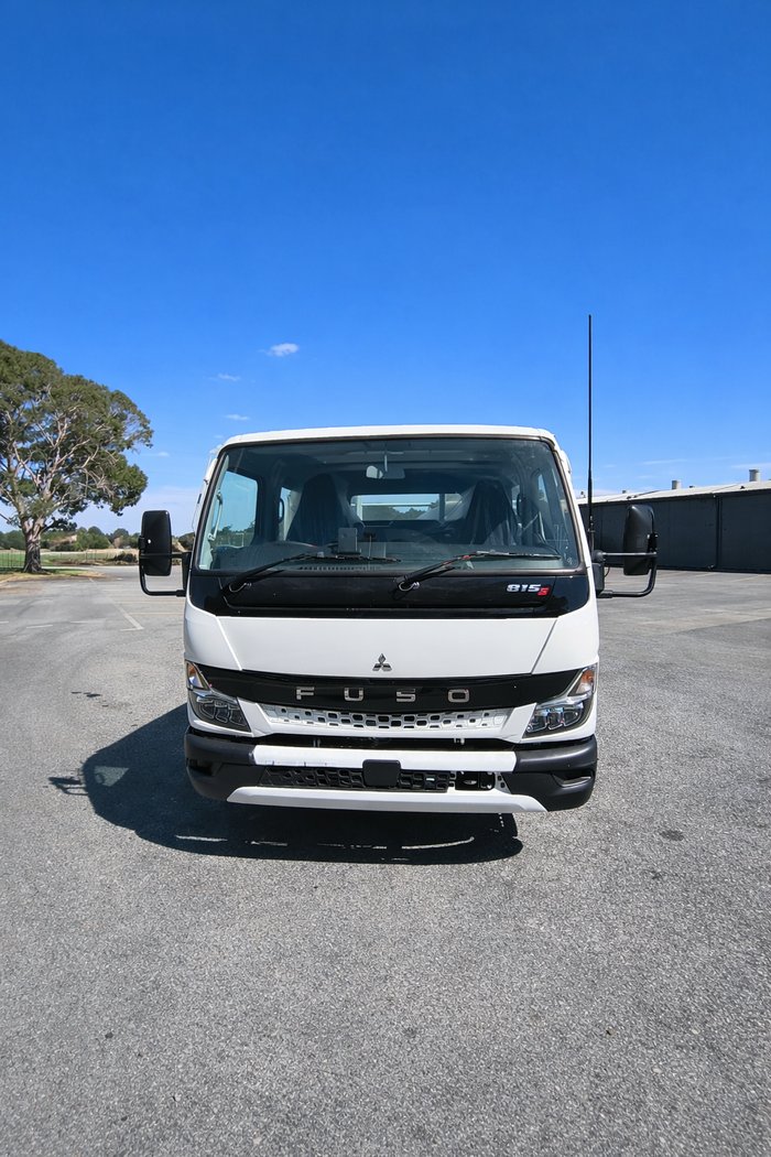 2025 Fuso Canter 815