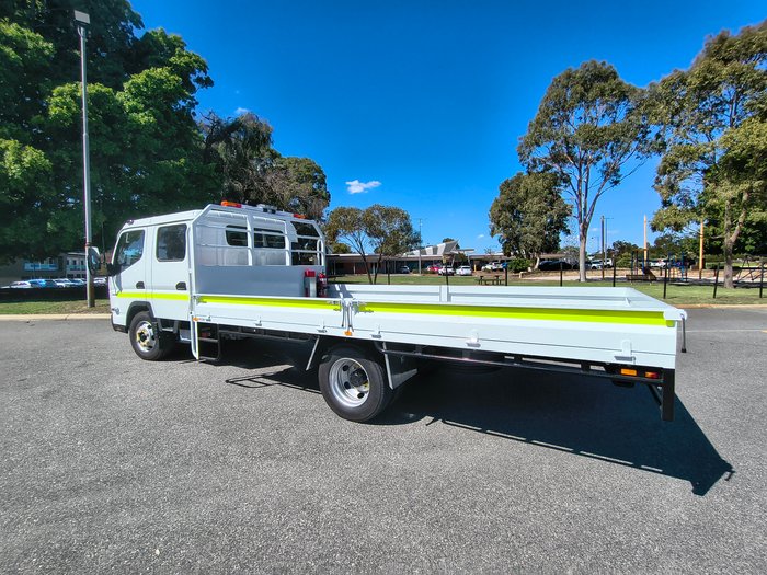2025 Fuso Canter 815