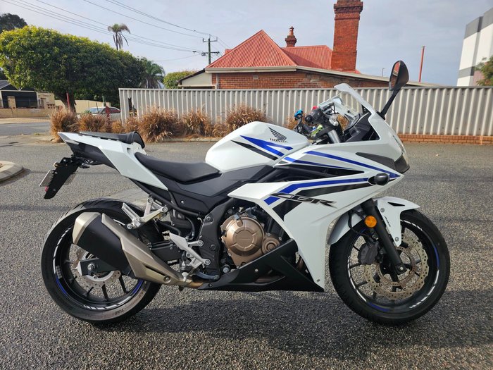 2016 Honda  CBR500RA White