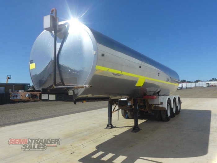 2001 Byford Stainless Steel Tanker