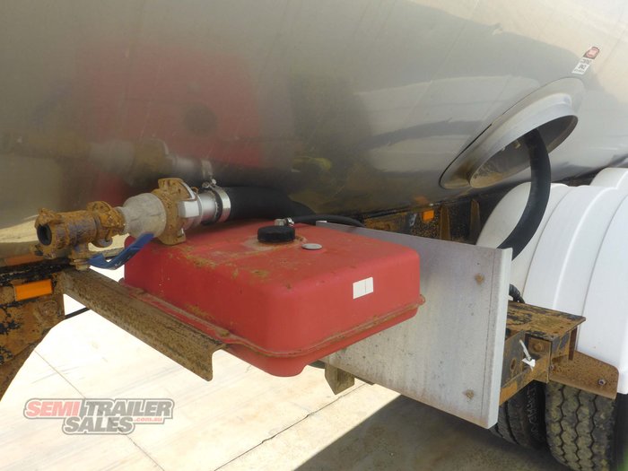 2001 Byford Stainless Steel Tanker