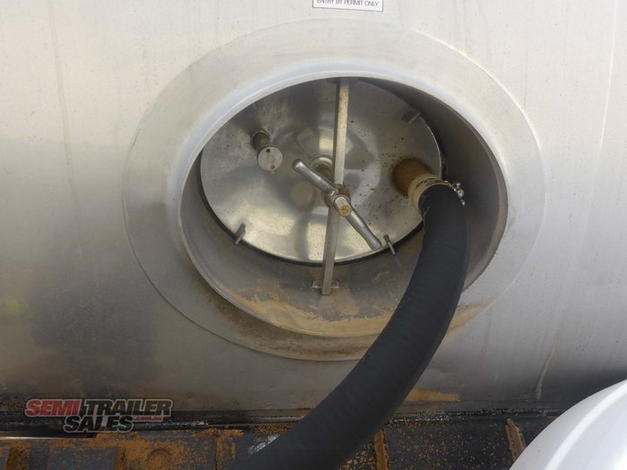 2001 Byford Stainless Steel Tanker