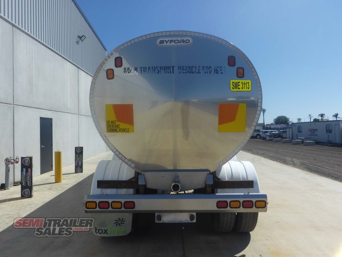 2001 Byford Stainless Steel Tanker