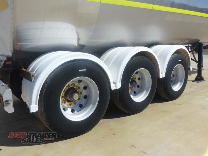 2001 Byford Stainless Steel Tanker