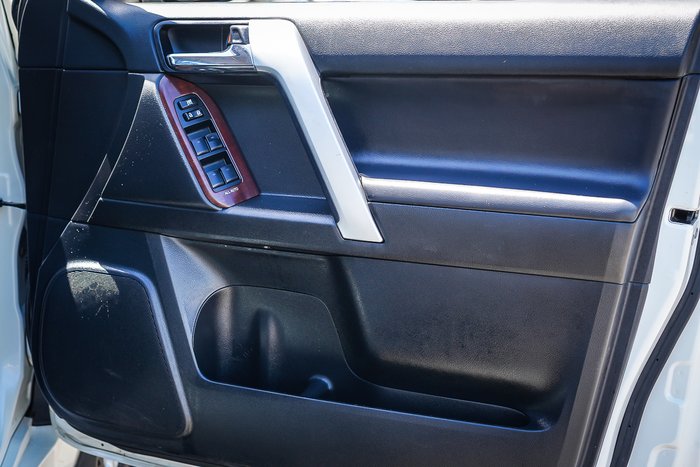 2017 Toyota PRADO VX