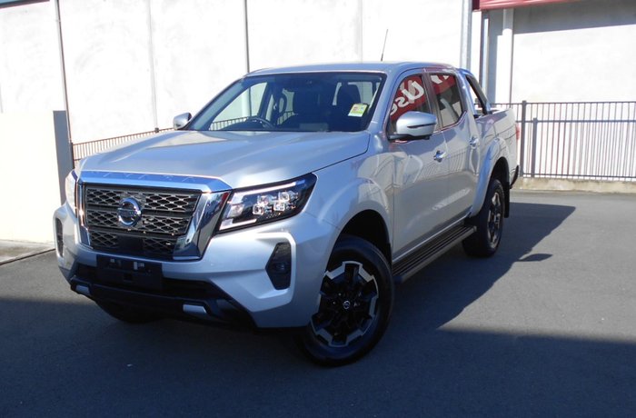 2025 Nissan Navara ST-X