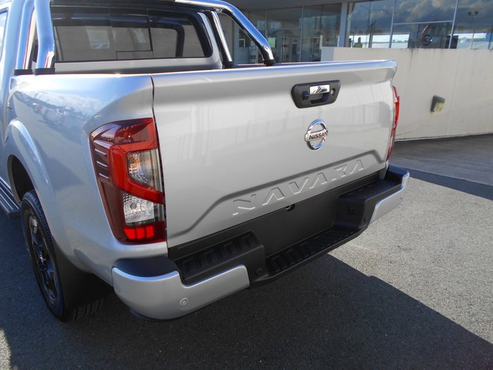 2025 Nissan Navara ST-X