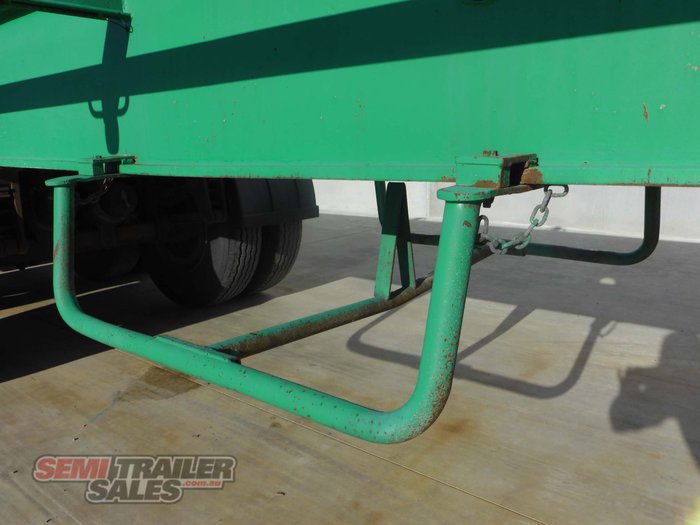 1983 Krueger Skid Off Flat Top Trailer