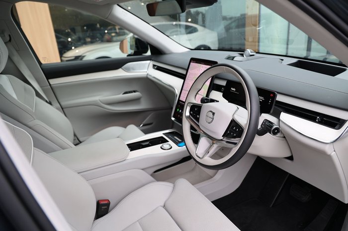 2025 Volvo EX90 Ultra Twin Motor Performance