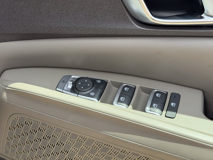 2025 Kia Carnival Sport+