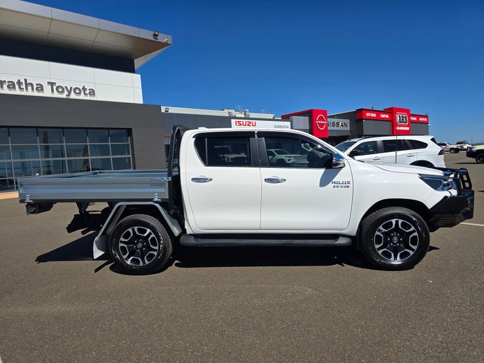 2021 Toyota Hilux SR5 White