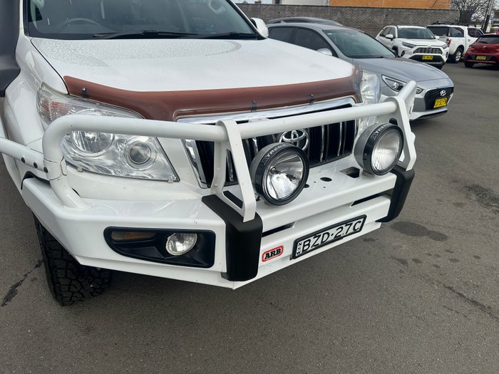 2011 TOYOTA LANDCRUISER PRADO GXL (4x4)