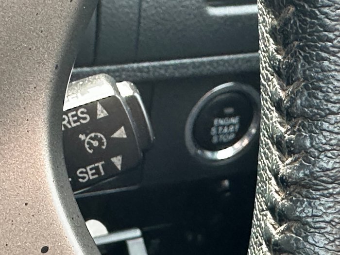 2011 TOYOTA LANDCRUISER PRADO GXL (4x4)
