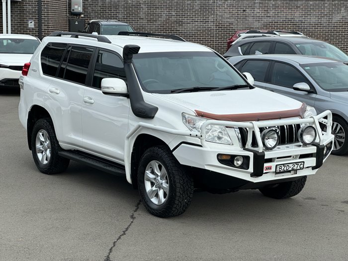 2011 TOYOTA LANDCRUISER PRADO GXL (4x4)