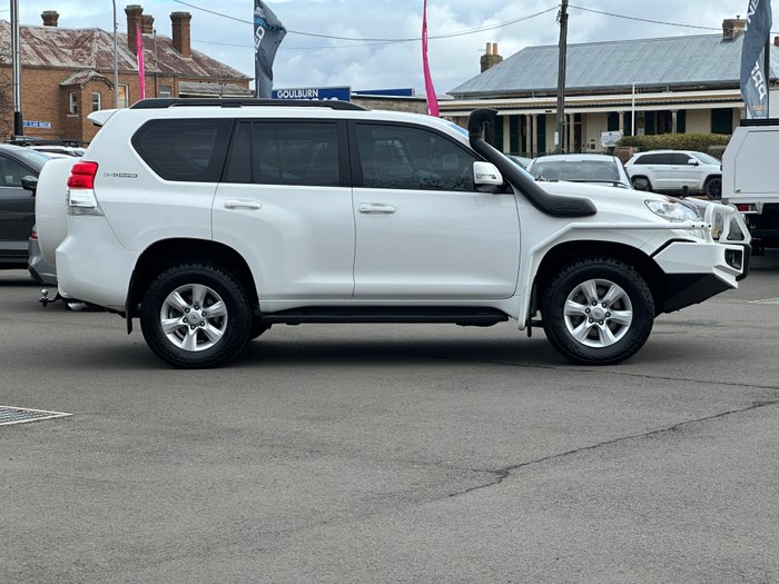 2011 TOYOTA LANDCRUISER PRADO GXL (4x4)