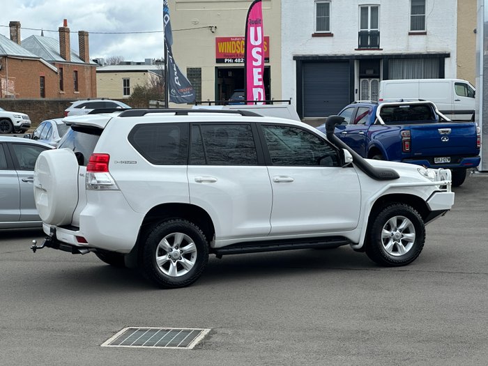 2011 TOYOTA LANDCRUISER PRADO GXL (4x4)