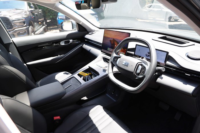 2026 Geely Starray Em-i