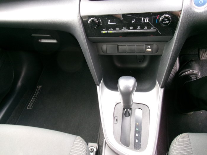 2023 Toyota Yaris Cross Hybrid GX