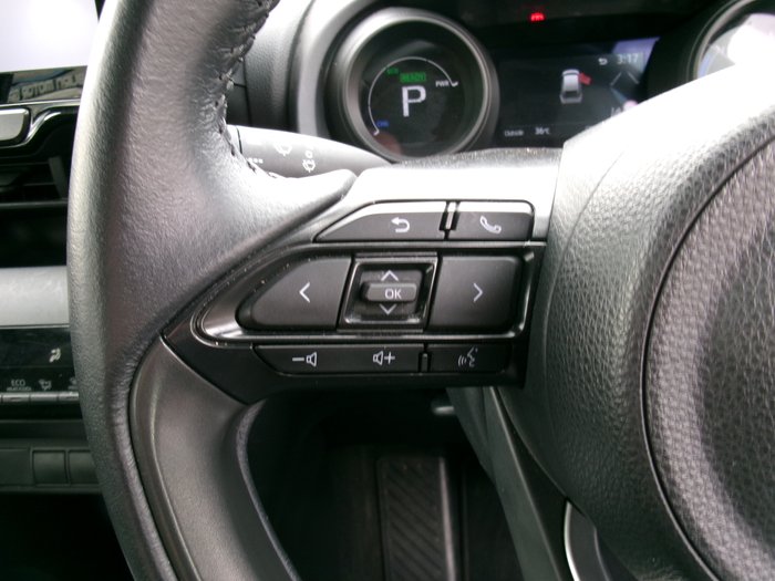 2023 Toyota Yaris Cross Hybrid GX