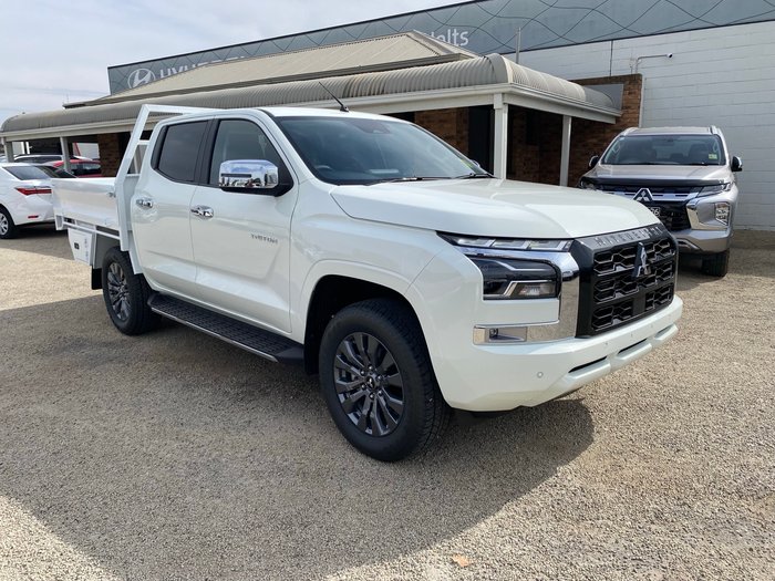 2025 MITSUBISHI Triton GLS