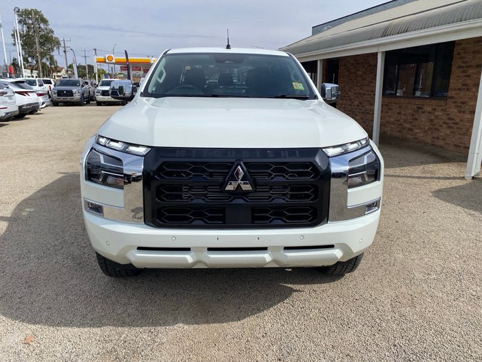 2025 MITSUBISHI Triton GLS