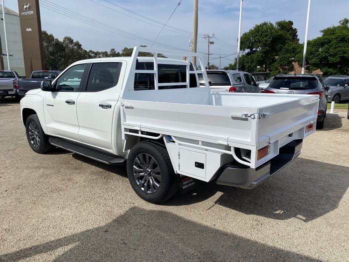 2025 MITSUBISHI Triton GLS