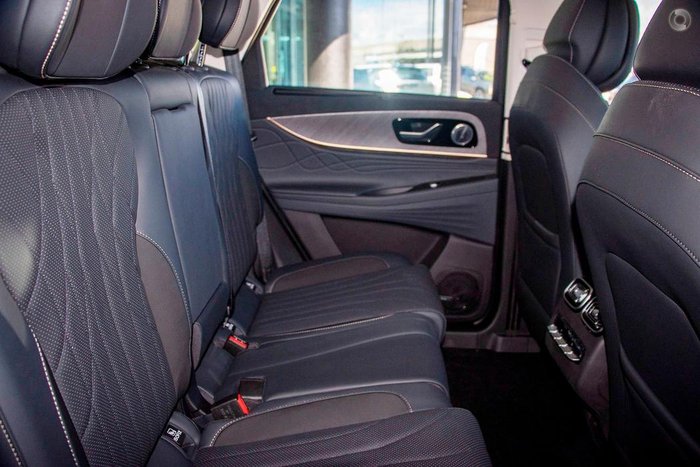 2025 Jaecoo J8 Track