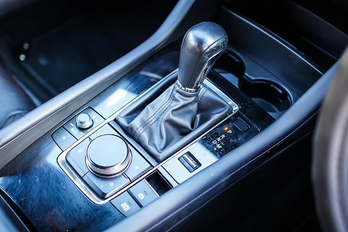 2022 MAZDA MAZDA3 X20 ASTINA M HYBRID