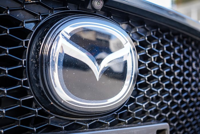 2022 MAZDA MAZDA3 X20 ASTINA M HYBRID