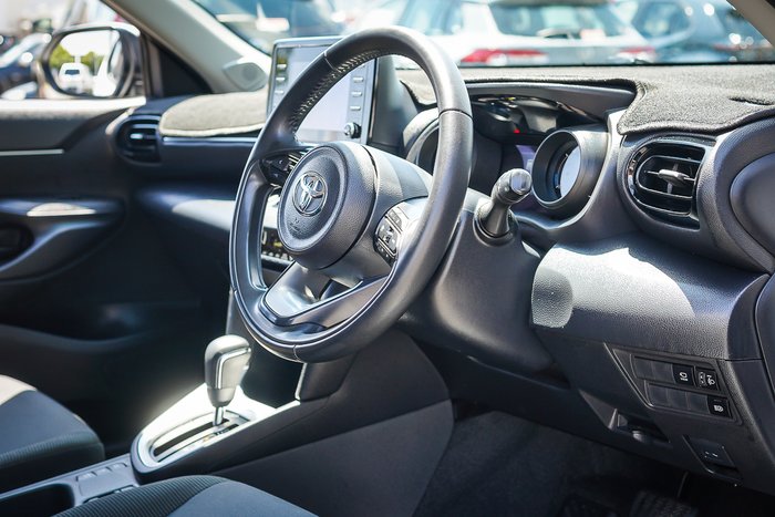 2023 Toyota Yaris Cross Hybrid GXL