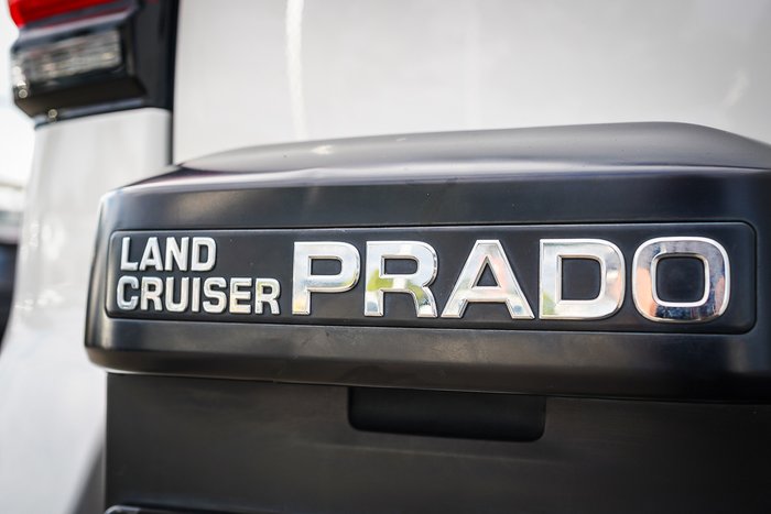 2021 Toyota PRADO GX