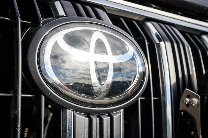2021 Toyota PRADO GX