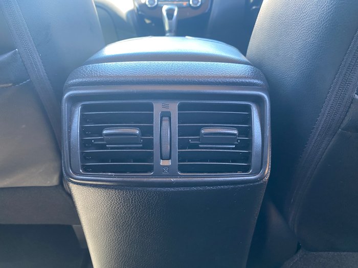 2020 Nissan X-TRAIL ST-L