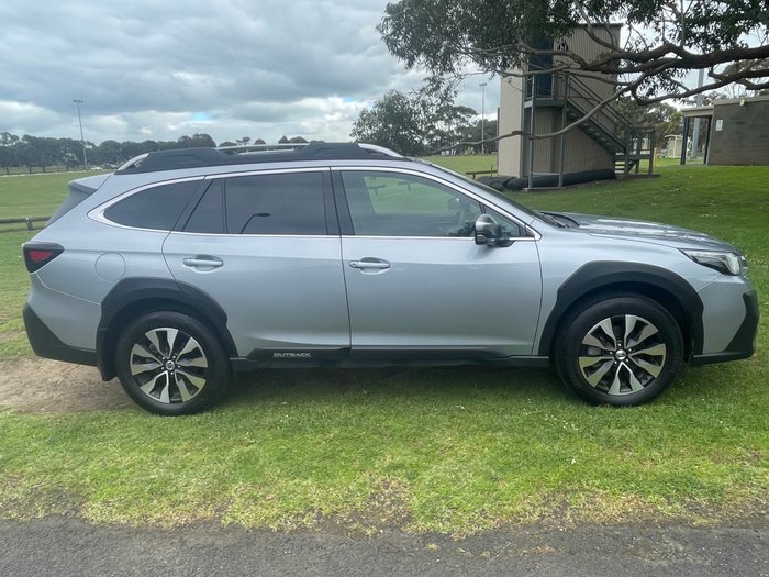 2025 Subaru Outback AWD Touring XT