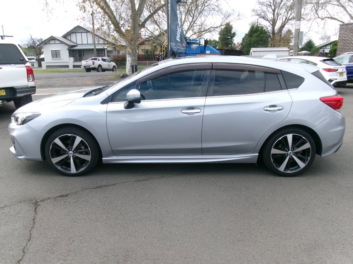 2017 SUBARU IMPREZA 2.0i (AWD)