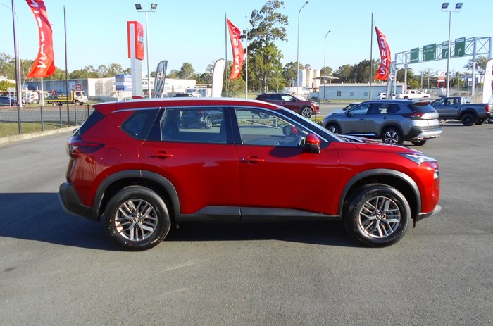 2025 Nissan X-TRAIL ST